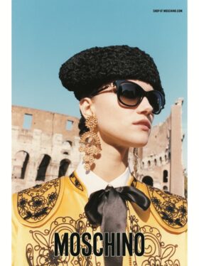 Collezione occhiali Moschino:ironica e molto femminile