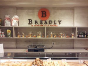 Farine macinate a pietra ed ingredienti Presidi Slow Food nelle pizze e nel pane di Breadly, la nuova "bakery on the go"