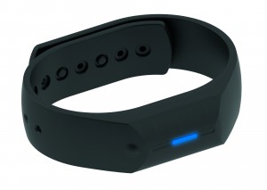 Oregon Scientific Ssmart Dynamo: il bracciale contapassi che invita a fare sport!