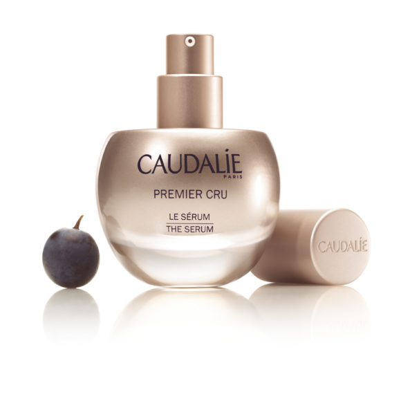La collezione Premier Cru di Caudalie si amplia con lo straordinario Premier Cru Le Sérum - Le Shopping News Il Magazine per gli Appassionati di Moda e Tendenze