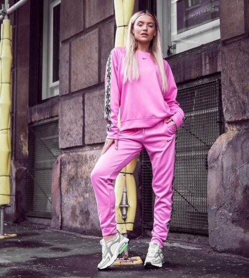 Giornata Internazionale della Donna: JD Sports lancia il pink mood! - Le Shopping News Il Magazine per gli Appassionati di Moda e Tendenze