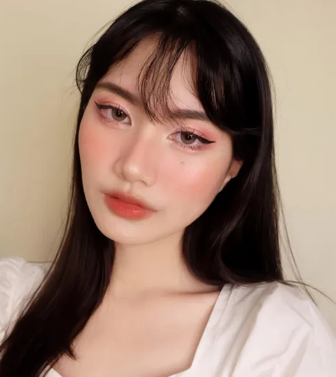 Douyin make up: sbarca su TikTok il look da bambolina