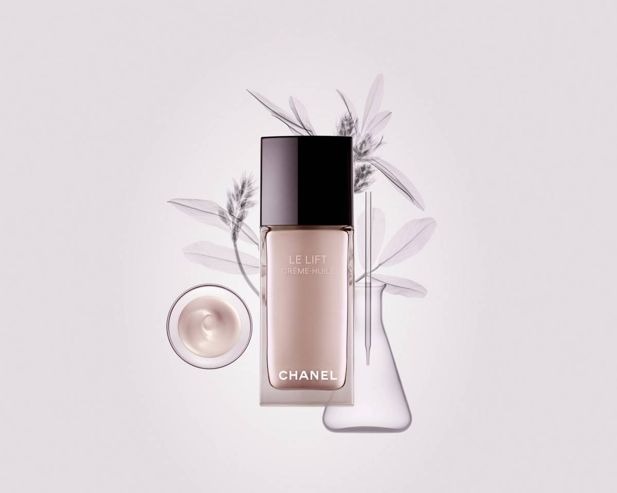 Chanel Le Lift Crème-Huile : il trattamento antietà per una pelle luminosa e levigata - Le Shopping News Il Magazine per gli Appassionati di Moda e Tendenze