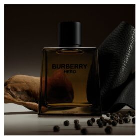 Burberry Hero Parfum Intense: la fragranza maschile audace