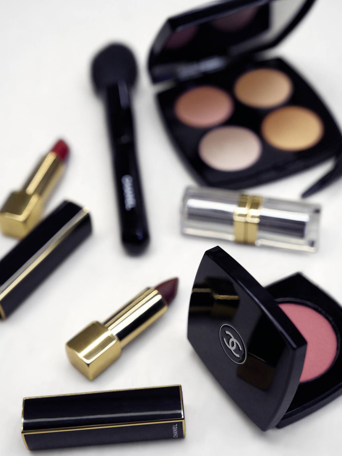 Chanel Haute Couture beauty look 2025 per un trucco raffinato e senza tempo - Le Shopping News Il Magazine per gli Appassionati di Moda e Tendenze